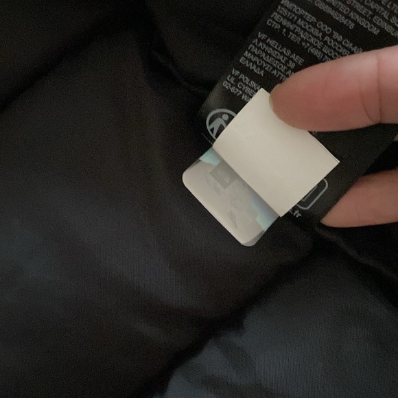 The North Face puffer coat - Picture 7 of 8